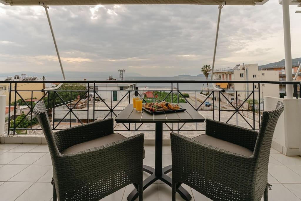 Sea View Apartment "Elise" Loutraki  Ngoại thất bức ảnh