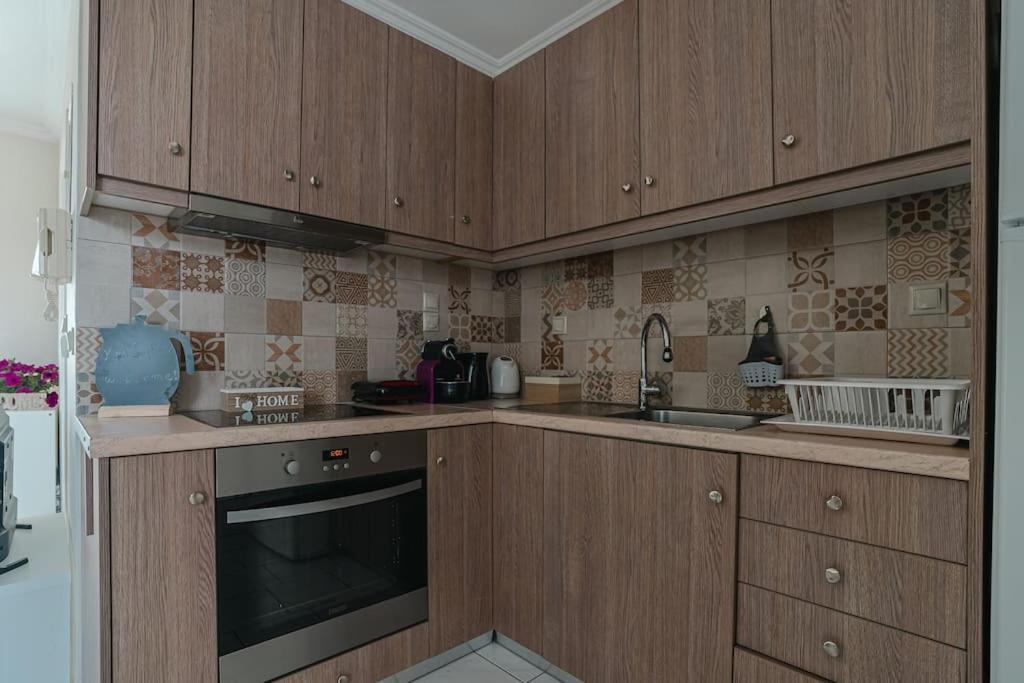 Sea View Apartment "Elise" Loutraki  Ngoại thất bức ảnh